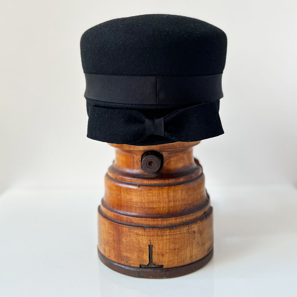Casquette Martine Noire Noeud longue feutre mérinos