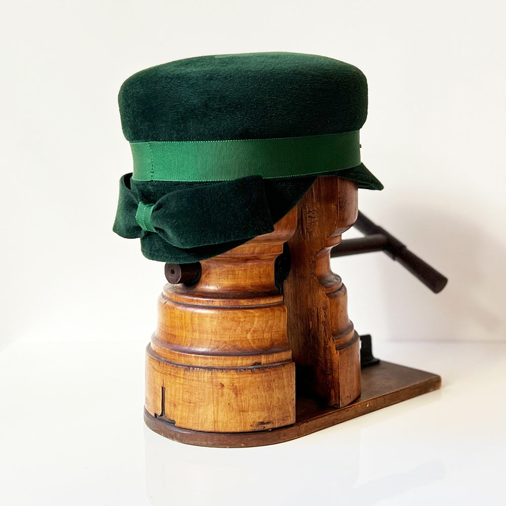 Casquette Martine Vert Emeraude Noeud longue Feutre lapin