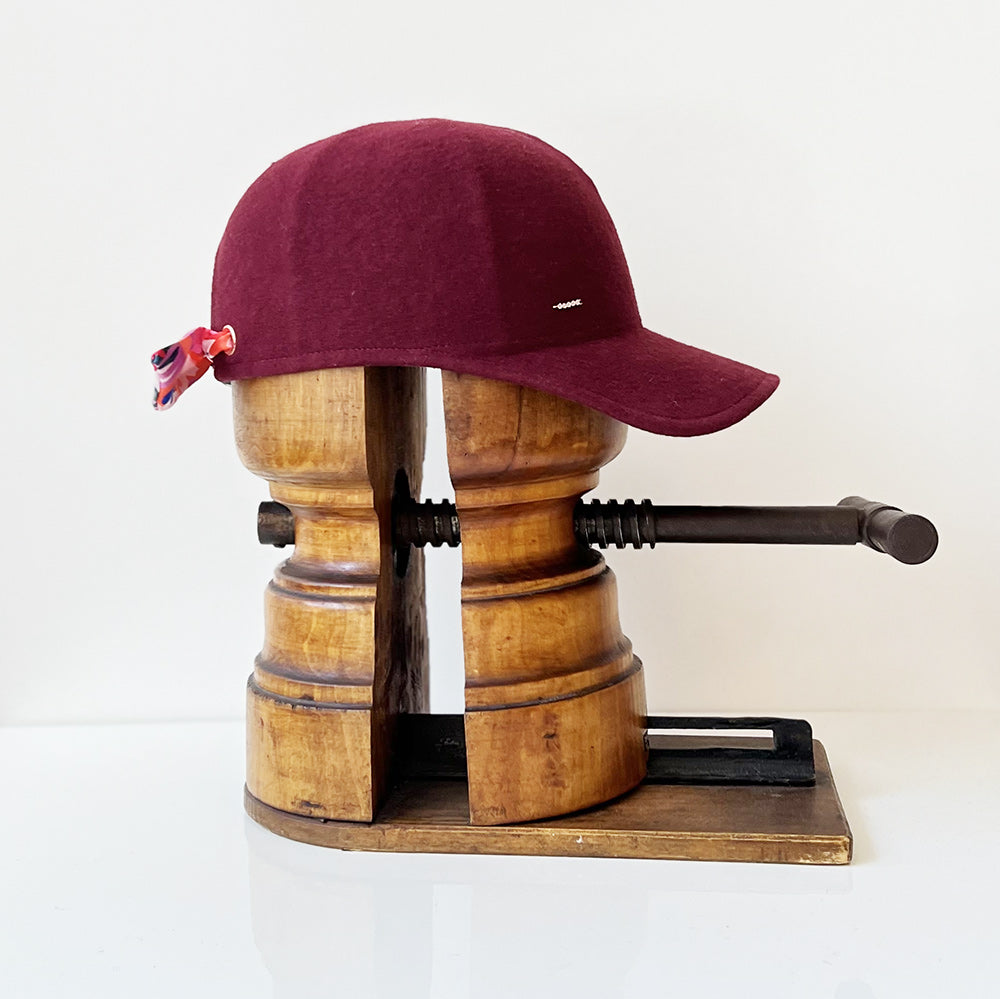 Casquette Babette bordeaux lie de vin feutre laine merinos