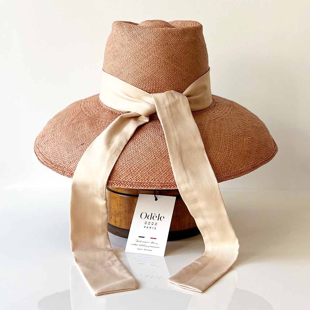 Chapeau Fred Haut Cloche Rose Blush