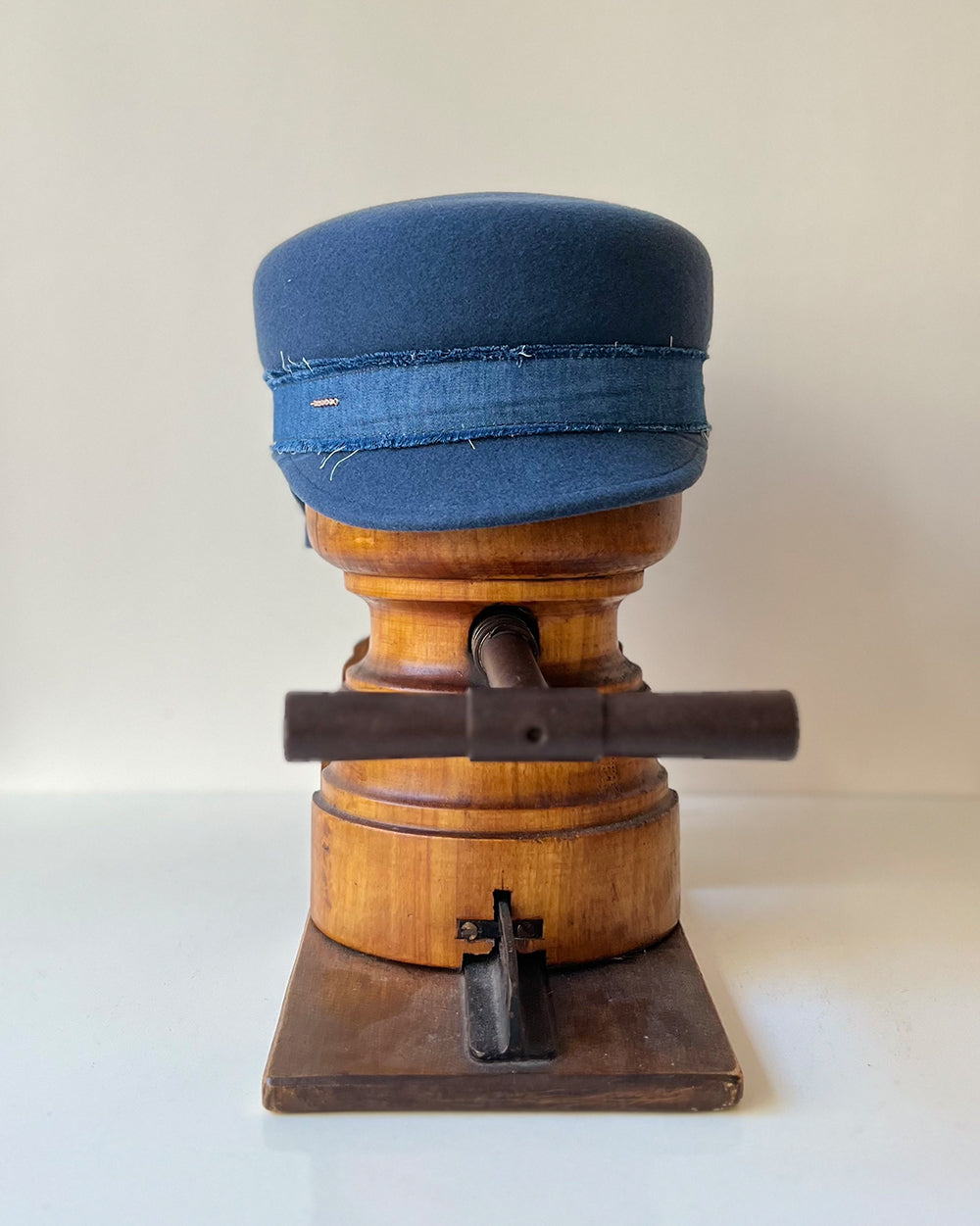 Casquette Martine courte bleu jean