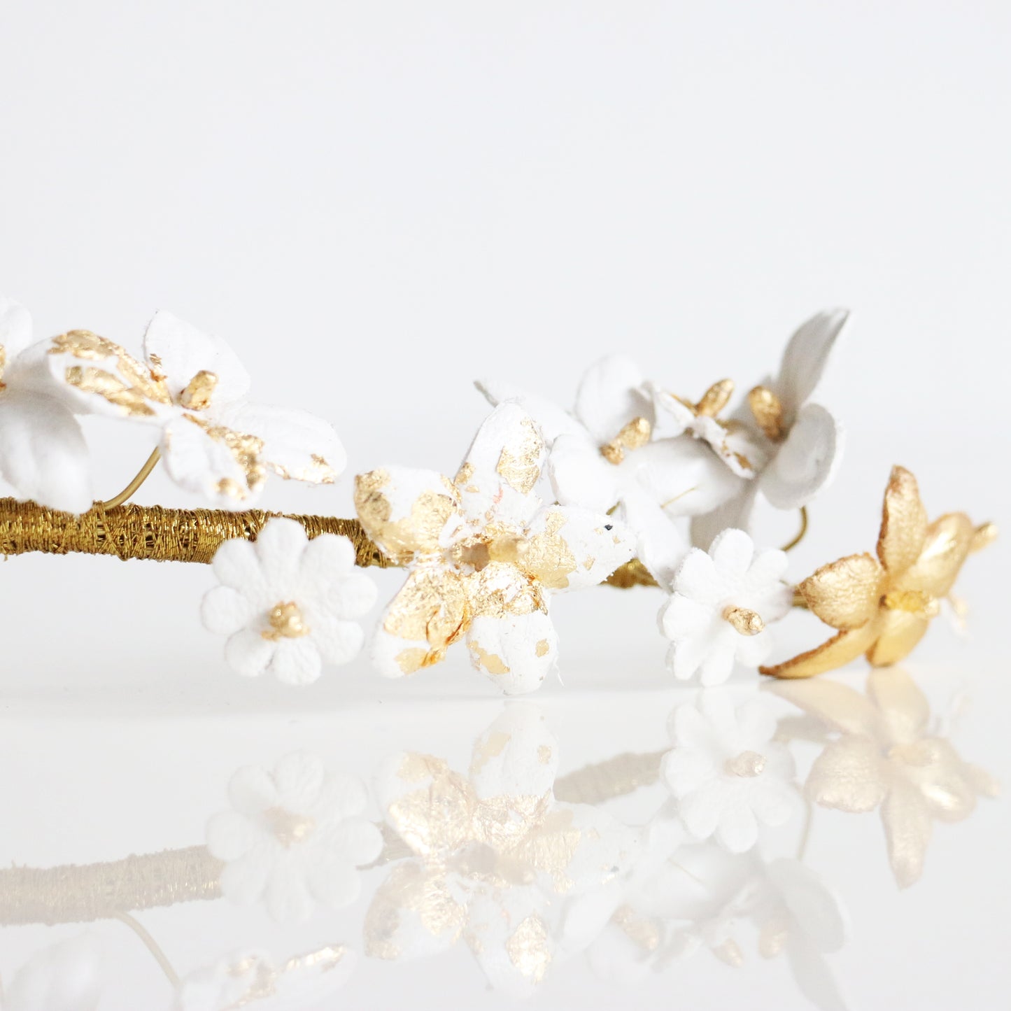 Broche Chignon Emy Blanc et Or - La Mariée