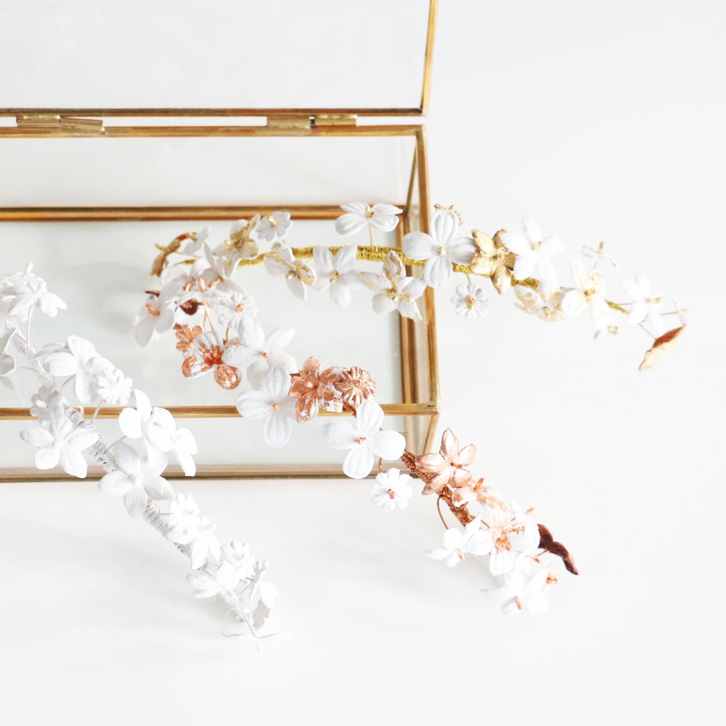 Broche Chignon Emy Blanc et Or - La Mariée