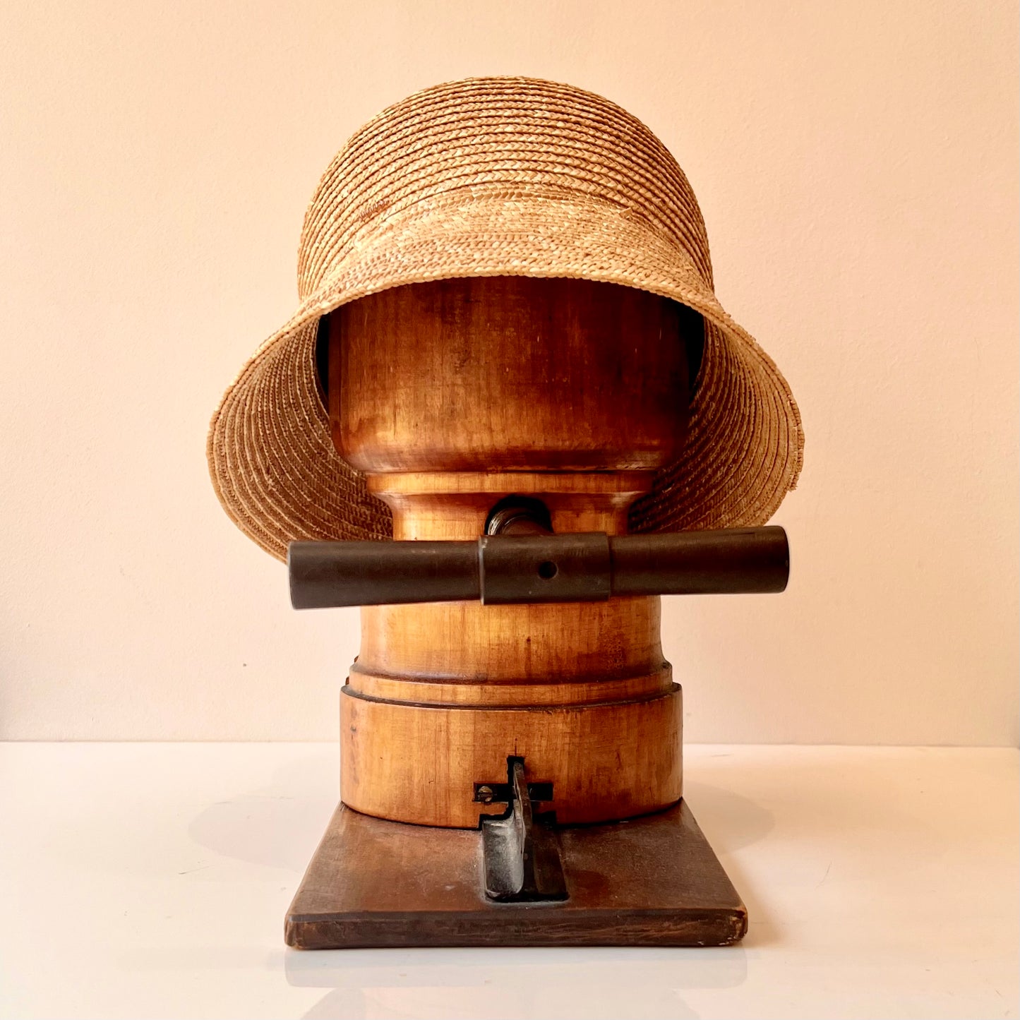 Chapeau cloche Lisette Paille Cousue
