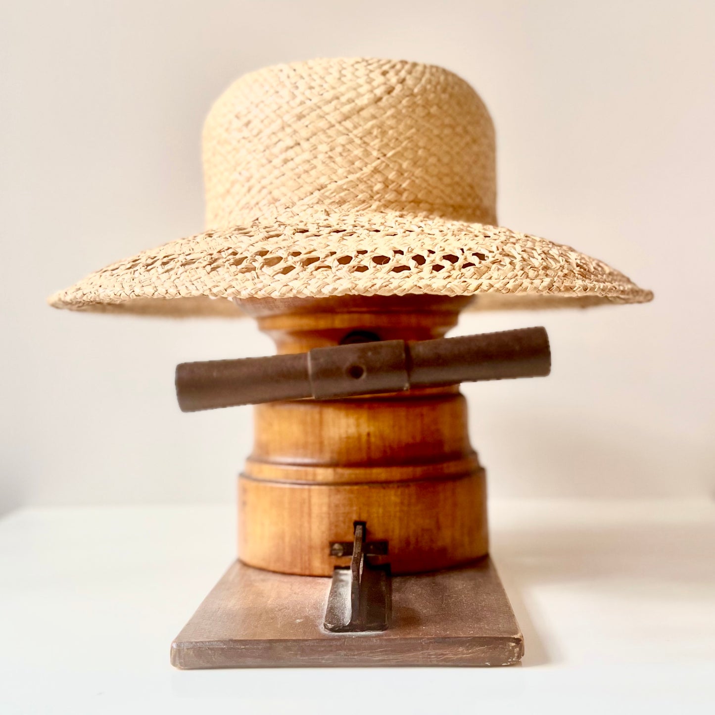 Chapeau Michelle paille Raphia ajourée bord cloche