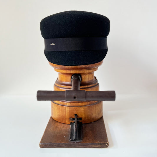 Casquette Martine courte Noire