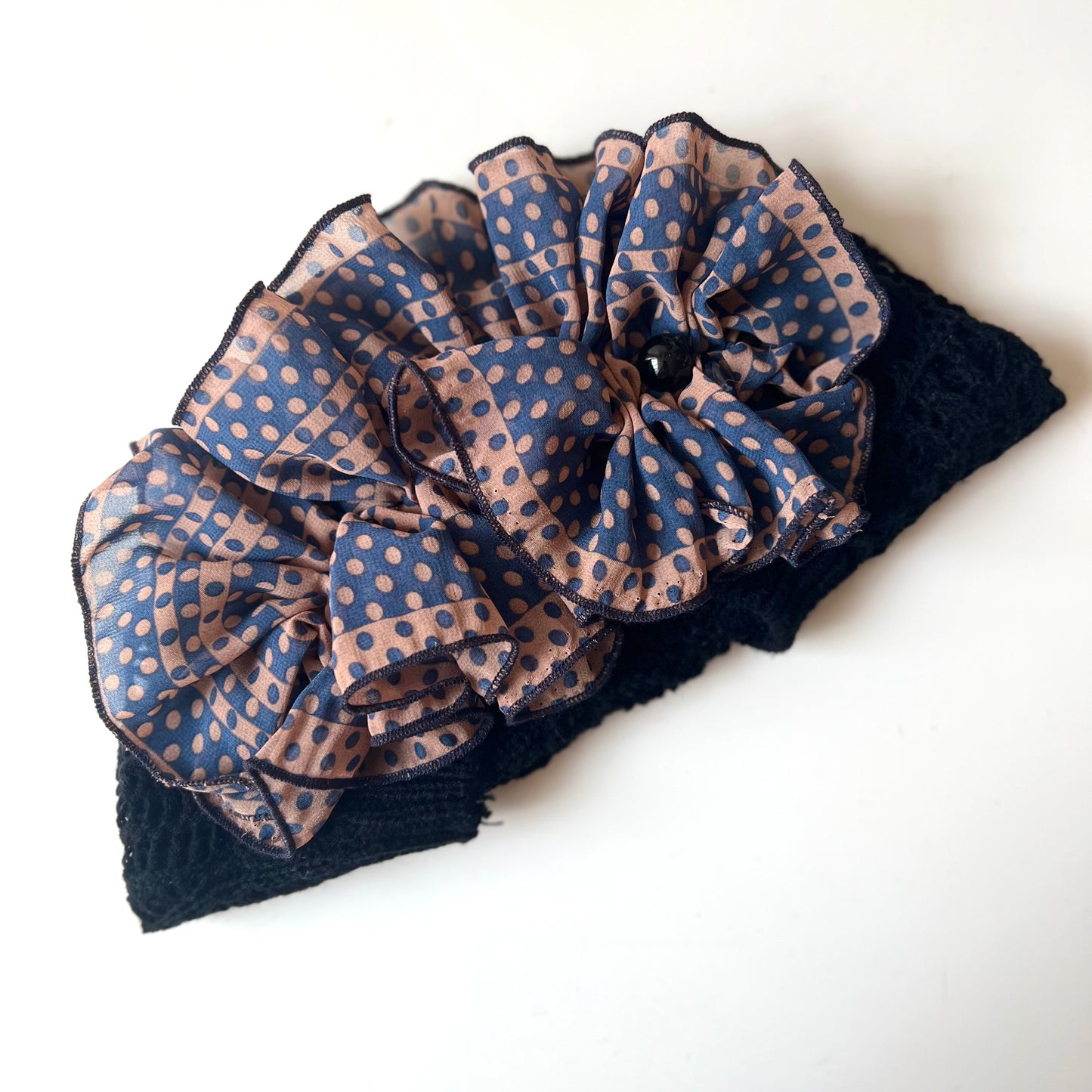 Béret crocheté fin