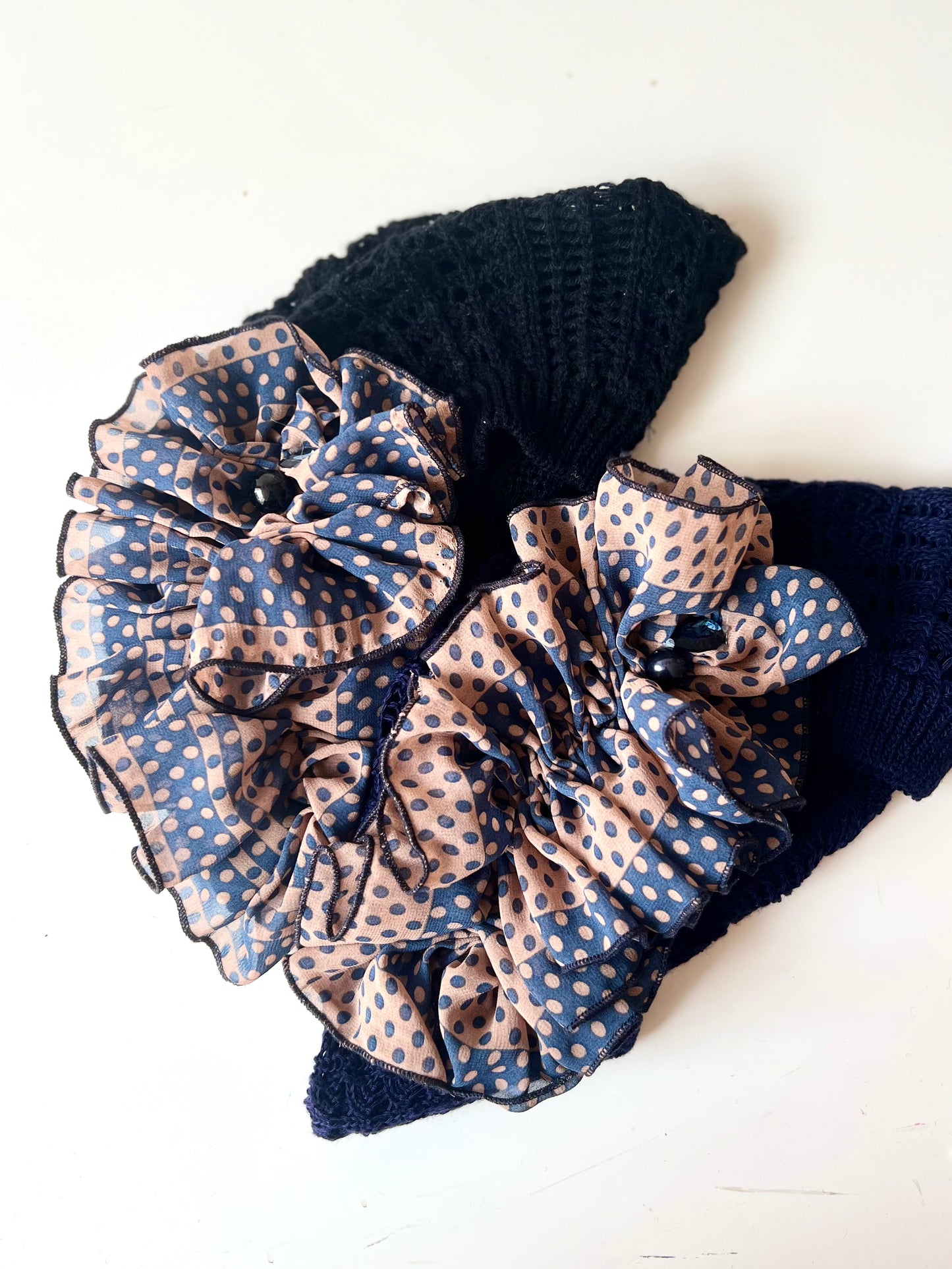 Béret crocheté fin