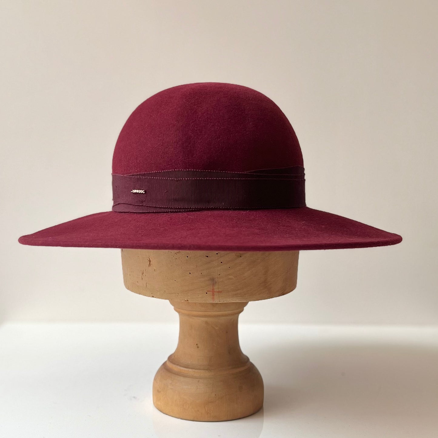 Capeline Bordeaux feutre lapin