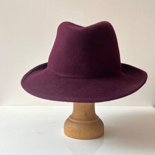 Chapeau Fedora asymétrique Prune