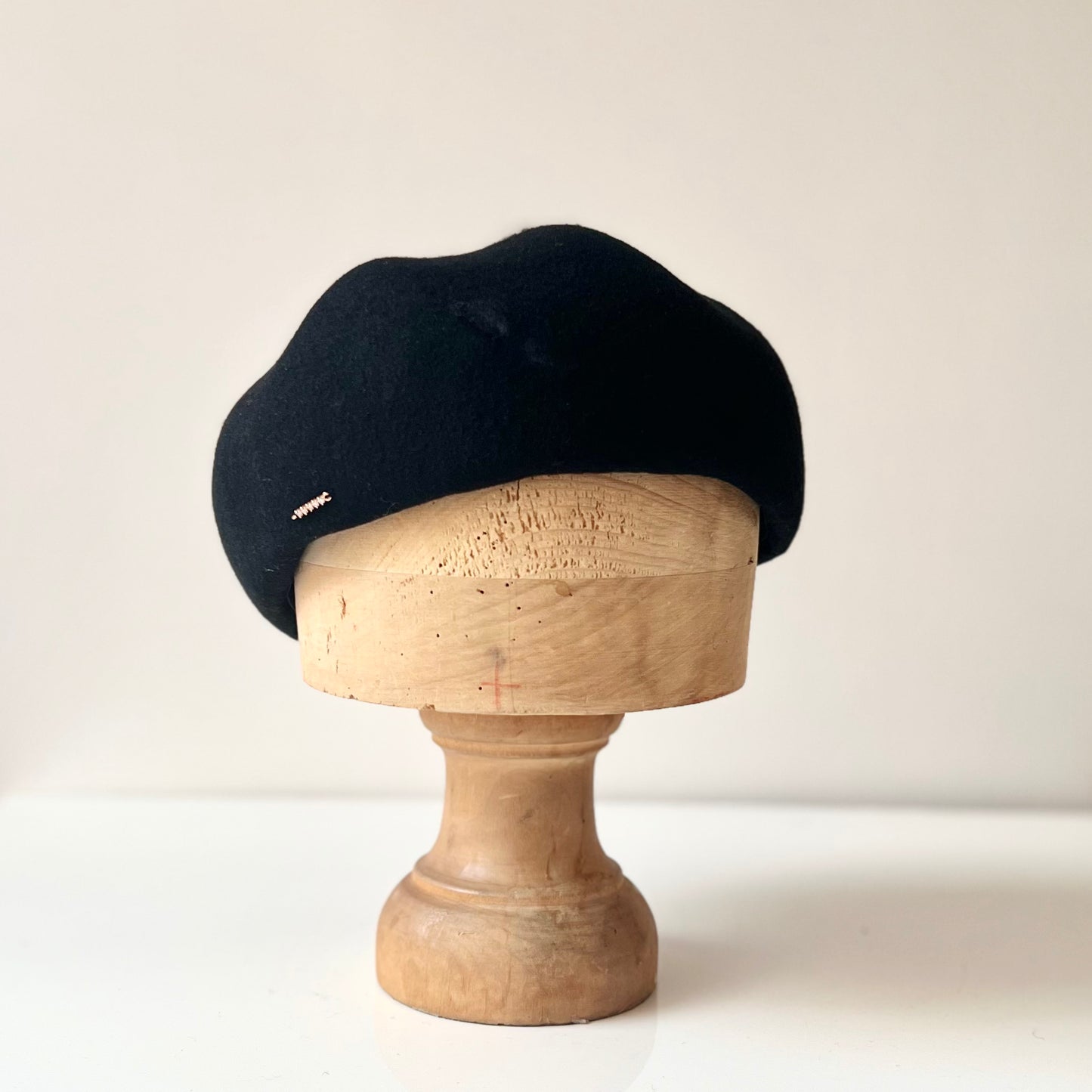 Béret Paris Noir Vide Atelier