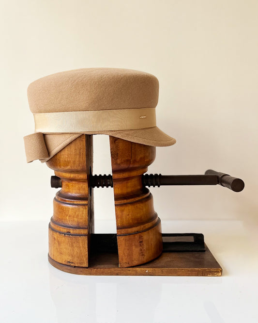 Casquette Martine longue beige trench